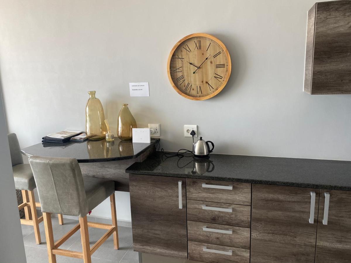 Apartment 32, Bay View Suites Langstrand Esterno foto