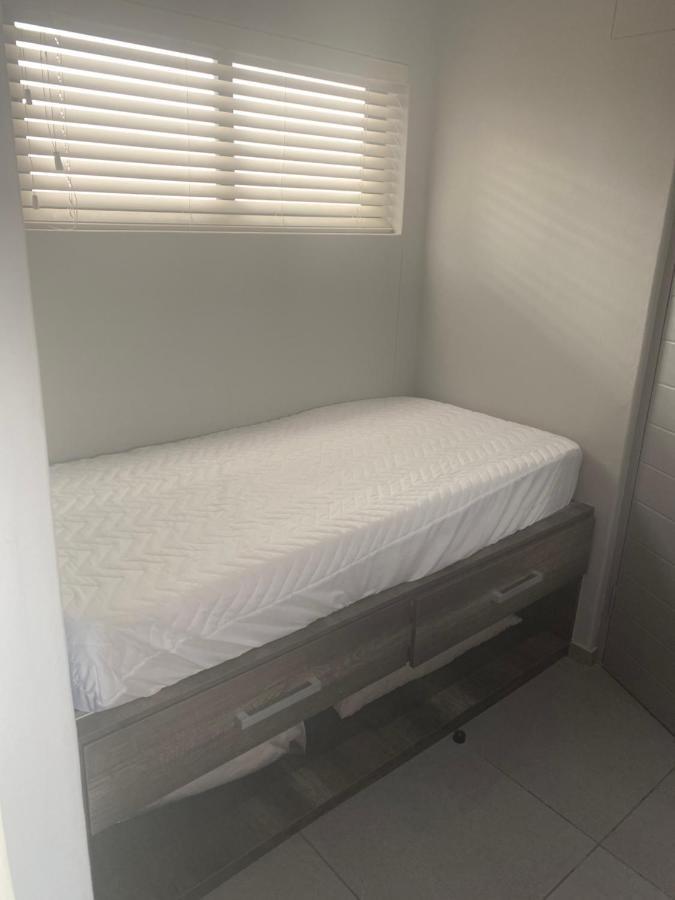 Apartment 32, Bay View Suites Langstrand Esterno foto