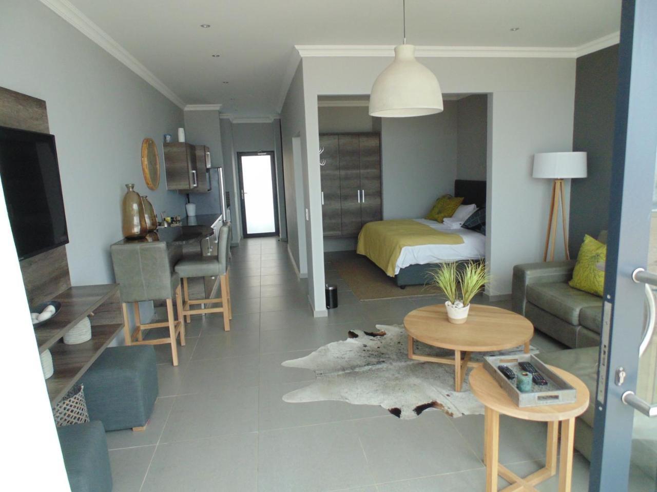 Apartment 32, Bay View Suites Langstrand Esterno foto