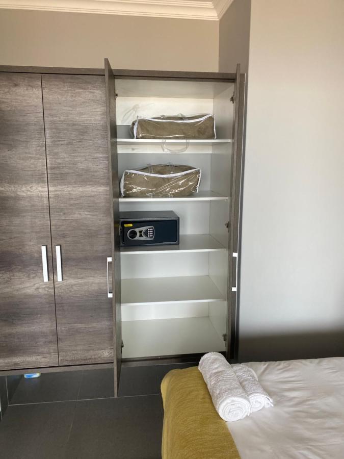 Apartment 32, Bay View Suites Langstrand Esterno foto