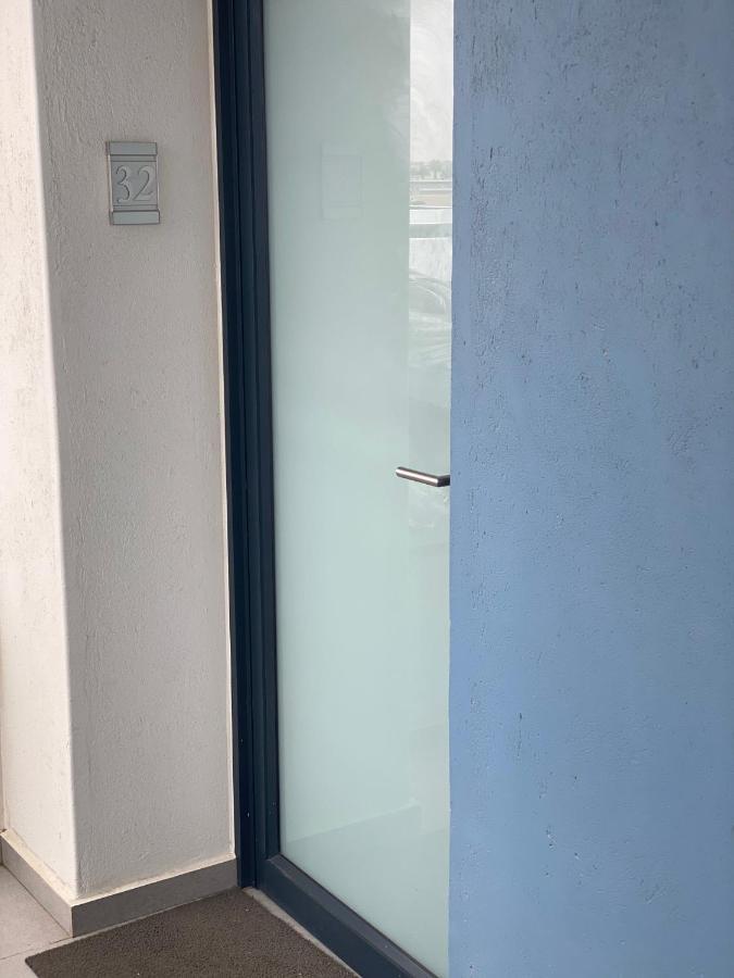 Apartment 32, Bay View Suites Langstrand Esterno foto